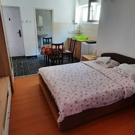 Nebojsa * סוקו בניה